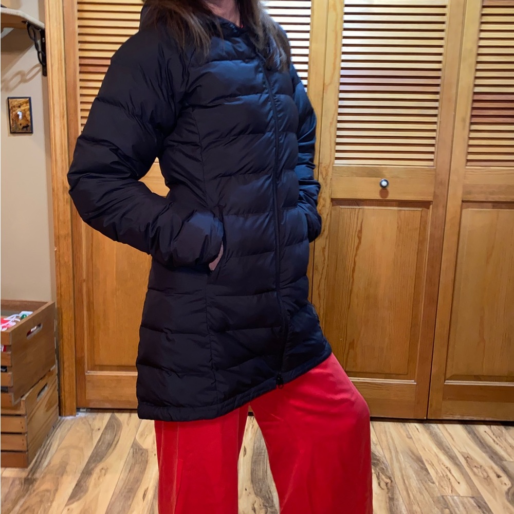 Womens Mountain Hardwear Thermacity Parka Small